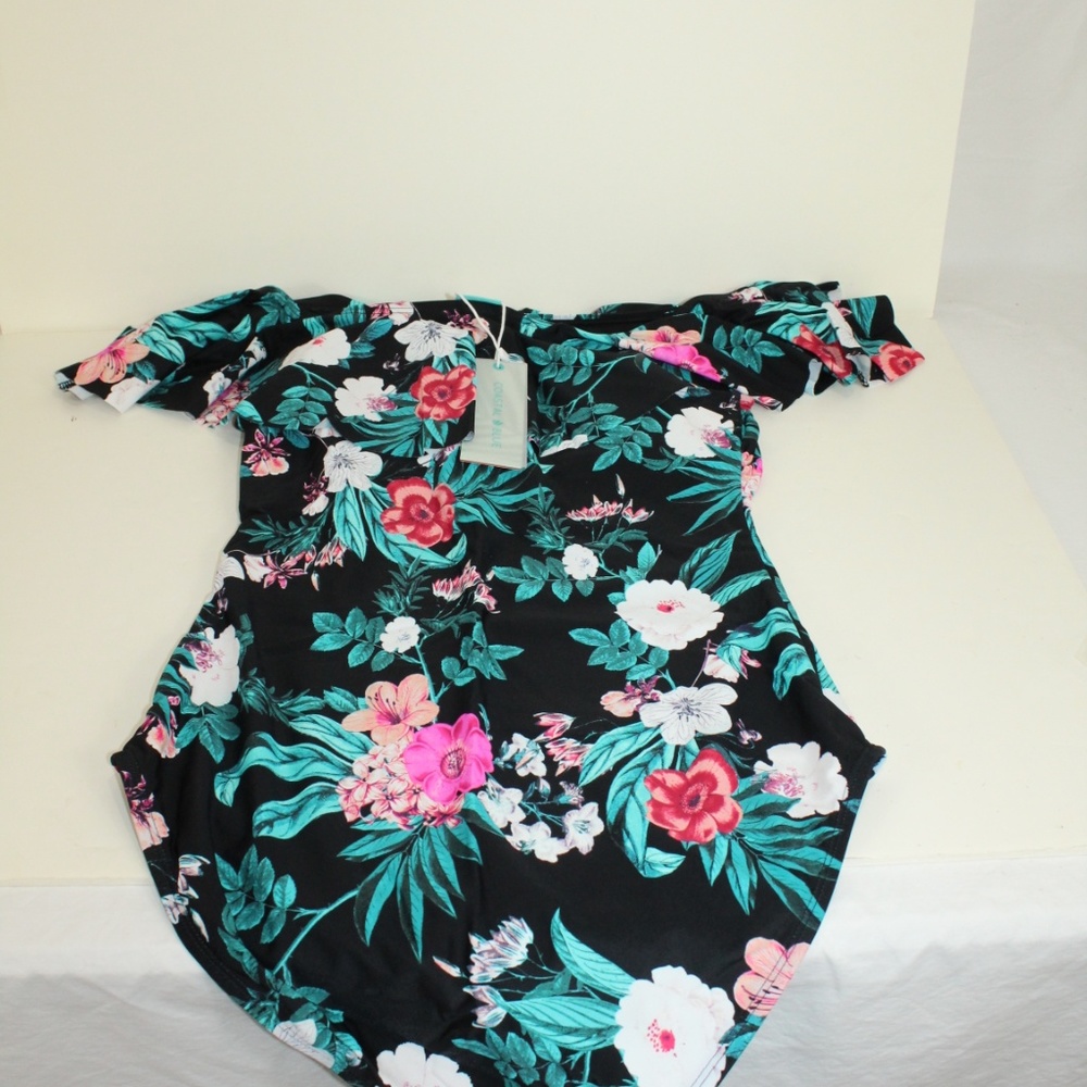 5 for $25 NWT Swimsuit Off Shoulder w/Ruffle M - Picture 6 of 8